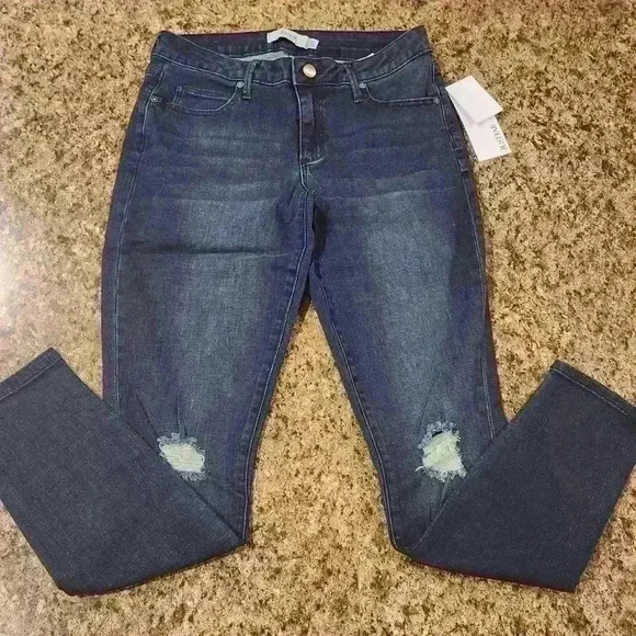 Just Fab JustFab Distressed Signature Skinny Jeans in REBEL BLUE SZ 27 MSRP $57 - Picture 6 of 13